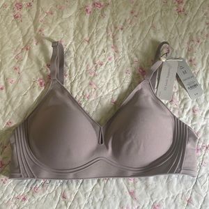 Neiwai second skin bra NWT
